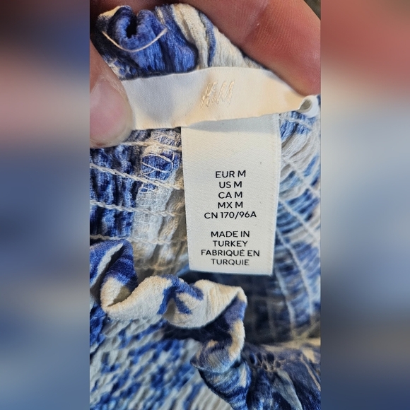 H&M Floral Smocked Midi Sundress with Spaghetti Straps In Blue/white. M NWOT - Picture 8 of 16